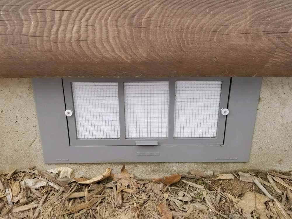 Crawl Space Vents and Doors - Hogarth's Pest Control